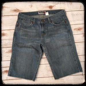 Old Navy Denim Bermuda Shorts Size 8